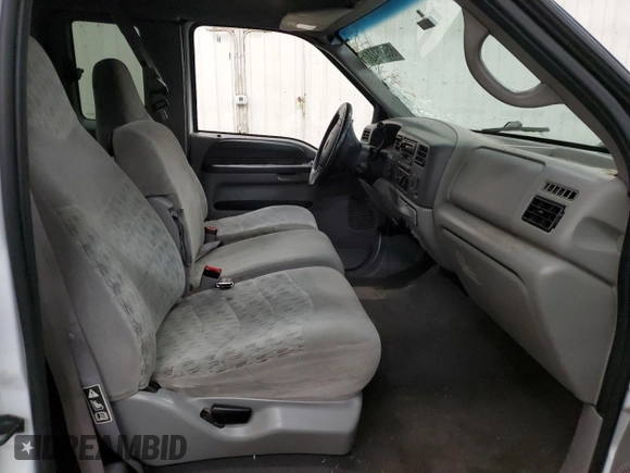 2000 Ford F-350 XL with VIN 1FTSX31F9YED25253, listed as a Copart auction lot 85926774 with 141,139 mi miles and Salvage Title. Bid and sale history available at DreamBid. Image 7.
