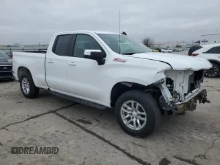 2021 Chevrolet Silverado 1500 LT with VIN 1GCRYDED0MZ108834, listed as a Copart auction lot 44818655 with 43,207 mi miles and Salvage Title. Bid and sale history available at DreamBid. Image 4.
