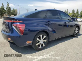 2020 Toyota Mirai with VIN JTDBVRBD7LA008027, listed as a Copart auction lot 55421815 with 27,906 mi miles and Salvage title. Bid and sale history available at DreamBid. Image 3.