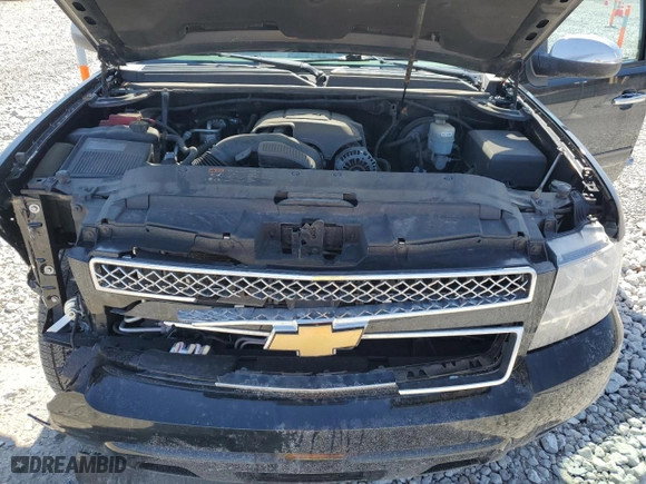 2013 Chevrolet Avalanche LT with VIN 3GNTKFE76DG179301, listed as a Copart auction lot 49106465 with 124,537 mi miles and Salvage Title. Bid and sale history available at carsss.com. Image 13.
