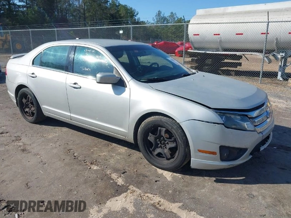 2011 Ford Fusion SE with VIN 3FAHP0HA8BR210821, listed as a IAAI auction lot 41418666 with 205,977 mi miles. Bid and sale history available at carsss.com. Image 1.