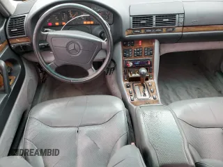 1992 Mercedes-Benz 560 with VIN WDBGA57E7NA068936, listed as a Copart auction lot 85746754 with 132,264 mi miles and Clean Title. Bid and sale history available at DreamBid. Image 8.