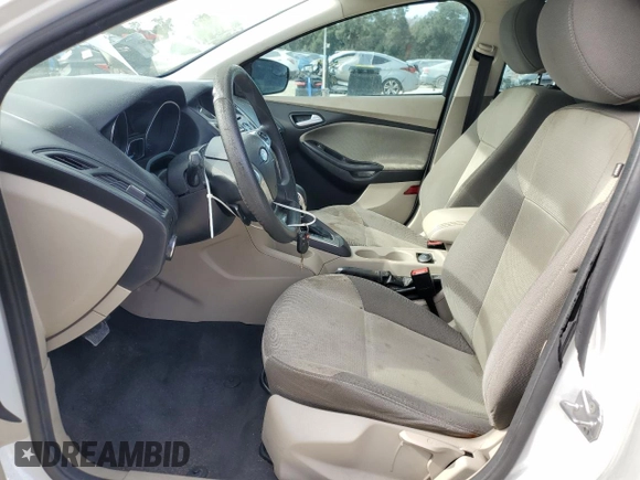 2014 Ford Focus SE with VIN 1FADP3K25EL224700, listed as a Copart auction lot 81809534 with 114,136 mi miles and Clean Title. Bid and sale history available at carsss.com. Image 7.