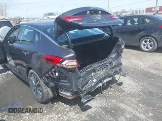 2019 Kia Optima EX with VIN 5XXGU4L19KG307229, listed as a IAAI auction lot 42159106 with 42,412 mi miles. Bid and sale history available at carsss.com. Image 6.