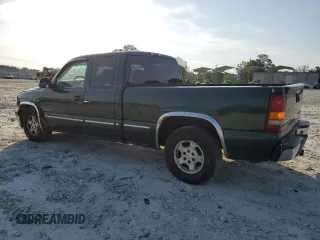 2001 Chevrolet Silverado 1500 with VIN 2GCEC19T411195493, listed as a Copart auction lot 53698965 with 430,118 mi miles and Salvage Title. Bid and sale history available at DreamBid. Image 2.
