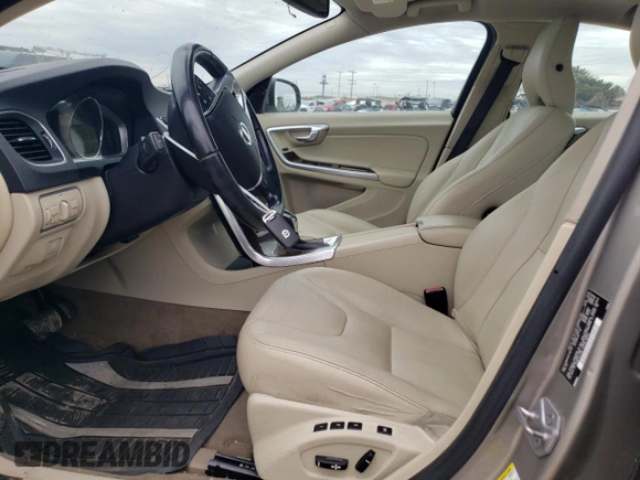 2015 Volvo S60 T5 Drive-E Premier Plus with VIN YV126MFC8F1307154, listed as a Copart auction lot 87926365 with 90,403 mi miles and Clean Title. Bid and sale history available at DreamBid. Image 7.