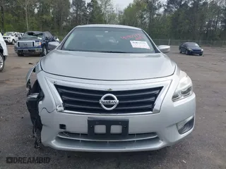 2013 Nissan Altima 2.5 SL with VIN 1N4AL3AP2DN506811, listed as a IAAI auction lot 41875731 with 242,422 mi miles. Bid and sale history available at carsss.com. Image 13.