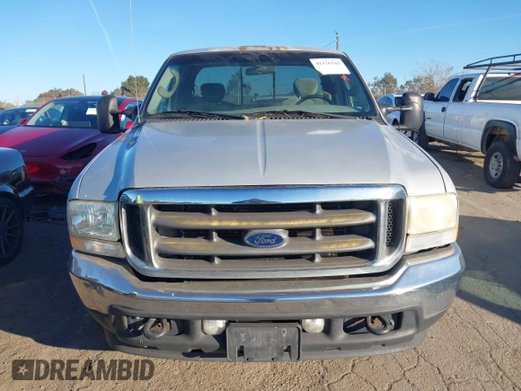 2004 Ford Super Duty F-250 XL with VIN 1FTNX20S04EB40010, listed as a IAAI auction lot 41376342 with 276,771 mi miles. Bid and sale history available at carsss.com. Image 11.