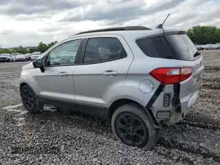 2019 Ford EcoSport SE z VIN MAJ3S2GE6KC263752, wystawiony jako Copart lot #54640544 z przebiegiem 58 629 mil mil oraz Szkody całkowita. Historia ofert i sprzedaży dostępna na DreamBid. Obrazek 2.