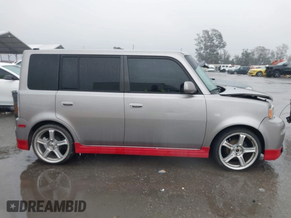 2005 Scion xB z VIN JTLKT324250181812, wystawiony jako IAAI lot #41738739 z przebiegiem 177 951 mil mil oraz . Historia ofert i sprzedaży dostępna na DreamBid. Obrazek 13.