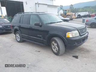 2004 Ford Explorer XLT z VIN 1FMZU73K54UA18067, wystawiony jako IAAI lot #42502018 z przebiegiem 202 136 mil mil oraz . Historia ofert i sprzedaży dostępna na DreamBid. Obrazek 1.