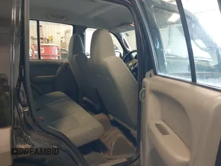 2006 Jeep Liberty Sport with VIN 1J4GL48K36W290267, listed as a IAAI auction lot 42162758 with 149,951 mi miles and . Bid and sale history available at carsss.com. Image 8.