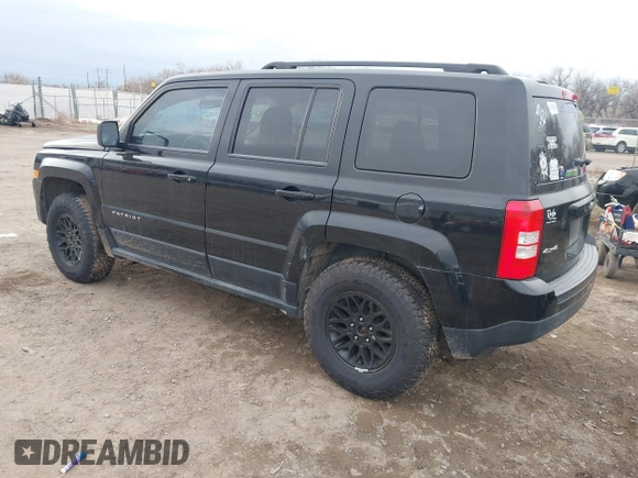 2013 Jeep Patriot Sport with VIN 1C4NJRBB5DD138928, listed as a IAAI auction lot 41642193 with 220,125 mi miles and . Bid and sale history available at carsss.com. Image 3.