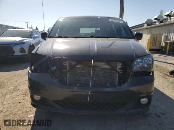 2017 Dodge Grand Caravan GT with VIN 2C4RDGEG3HR674431, listed as a Copart auction lot 51899355 with 153,120 mi miles and Non Repairable. Bid and sale history available at DreamBid. Image 5.