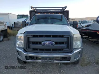 2013 Ford F-550 XL with VIN 1FDUF5GY4DEB46334, listed as a Copart auction lot 79570684 with 350,688 mi miles and Salvage Title. Bid and sale history available at carsss.com. Image 5.