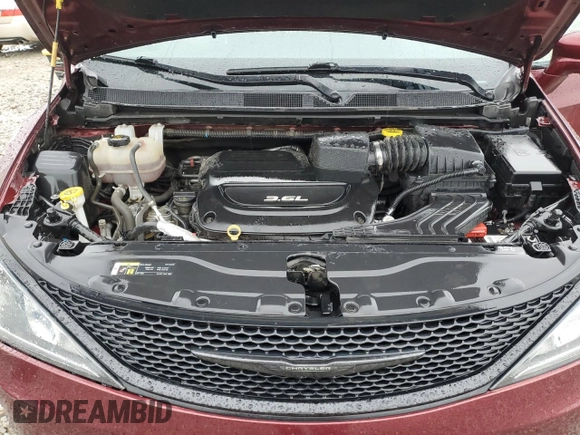 2018 Chrysler Pacifica Touring L Plus с VIN 2C4RC1EG9JR252640, выставлен на аукционе Copart как лот 57726455 с пробегом 97 841 миль миль и Списание • Salvage title. История ставок и продаж доступна на DreamBid. Изображение 12.