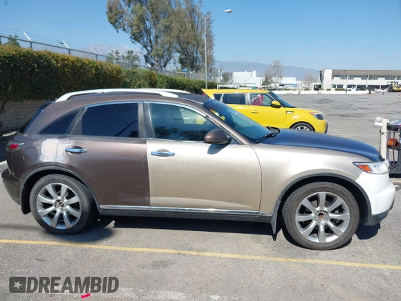 2006 Infiniti FX with VIN JNRAS08U56X100133, listed as a IAAI auction lot 41630866 with 191,231 mi miles. Bid and sale history available at carsss.com. Image 13.