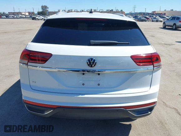 2020 Volkswagen Atlas with VIN 1V2YC2CA4LC205011, listed as a IAAI auction lot 42233807 with 39,084 mi miles and . Bid and sale history available at DreamBid. Image 16.