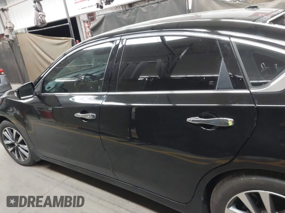 2017 Nissan Altima SV with VIN 1N4AL3AP8HC297267, listed as a IAAI auction lot 41557027 with 89,831 mi miles and . Bid and sale history available at carsss.com. Image 15.