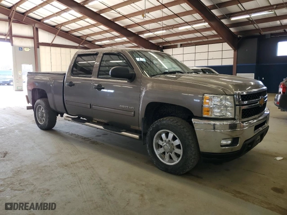 2014 Chevrolet Silverado 2500HD LT with VIN 1GC1KXC86EF103405, listed as a Copart auction lot 48683555 with 386,520 mi miles and Clean Title. Bid and sale history available at carsss.com. Image 4.