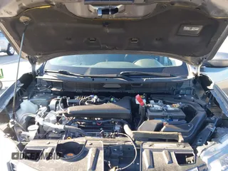 2018 Nissan Rogue SV z VIN JN8AT2MV0JW301660, wystawiony jako IAAI lot #41917845 z przebiegiem 112 416 mil mil oraz . Historia ofert i sprzedaży dostępna na DreamBid. Obrazek 10.