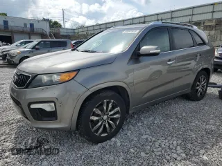 2013 Kia Sorento SX with VIN 5XYKW4A24DG323904, listed as a Copart auction lot 65097645 with 152,275 mi miles and Clean title. Bid and sale history available at DreamBid. Image 1.