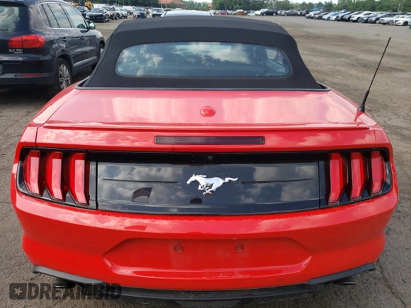 2022 Ford Mustang EcoBoost z VIN 1FATP8UH7N5115931, wystawiony jako Copart lot #60545995 z przebiegiem Nie podano mil oraz Szkoda całkowita • Salvage title. Historia ofert i sprzedaży dostępna na DreamBid. Obrazek 6.