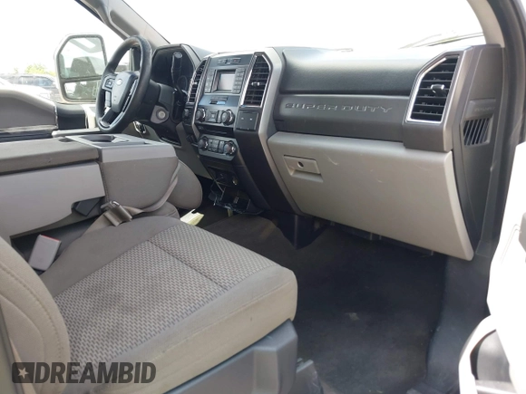 2017 Ford F-250 Lariat with VIN 1FT7W2BT2HED10715, listed as a IAAI auction lot 42820538 with 231,009 mi miles and . Bid and sale history available at DreamBid. Image 5.