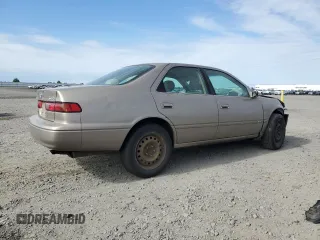 1999 Toyota Camry LE с VIN 4T1BG22K3XU536230, выставлен на аукционе Copart как лот 58992755 с пробегом Не указан миль и Списание • Salvage title. История ставок и продаж доступна на DreamBid. Изображение 3.