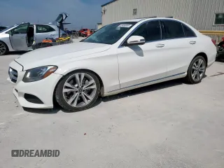 2018 Mercedes-Benz C 300 z VIN 55SWF4JB0JU274493, wystawiony jako Copart lot #53468055 z przebiegiem Nie podano mil oraz Szkoda całkowita • Salvage title. Historia ofert i sprzedaży dostępna na DreamBid. Obrazek 1.