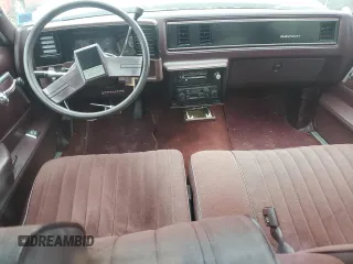 1986 Chevrolet El Camino z VIN 3GCCW80Z0GS918889, wystawiony jako Copart lot #72606654 z przebiegiem 71 067 mil mil oraz Szkody całkowita. Historia ofert i sprzedaży dostępna na DreamBid. Obrazek 8.