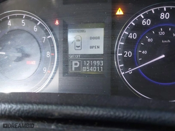 2012 Infiniti G37 Coupe IPL with VIN JN1CV6EK1CM424685, listed as a IAAI auction lot 41625622 with 121,993 mi miles. Bid and sale history available at carsss.com. Image 15.