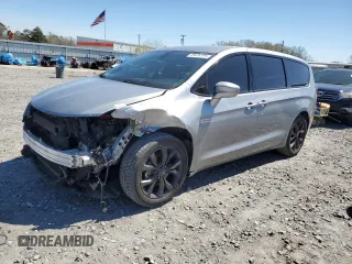 2018 Chrysler Pacifica Touring Plus with VIN 2C4RC1FGXJR361834, listed as a Copart auction lot 49476195 with 65,784 mi miles and Salvage Title. Bid and sale history available at DreamBid. Image 1.