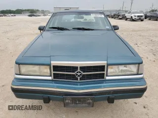 1993 Dodge Dynasty LE z VIN 1B3XC56R3PD124521, wystawiony jako Copart lot #51825725 z przebiegiem 94 336 mil mil oraz Szkoda całkowita • Salvage title. Historia ofert i sprzedaży dostępna na DreamBid. Obrazek 5.