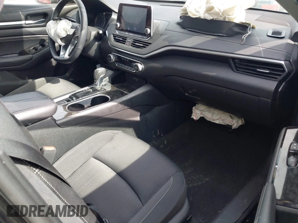 2020 Nissan Altima SV z VIN 1N4BL4DV2LC212565, wystawiony jako IAAI lot #42294236 z przebiegiem 37 426 mil mil oraz . Historia ofert i sprzedaży dostępna na DreamBid. Obrazek 5.
