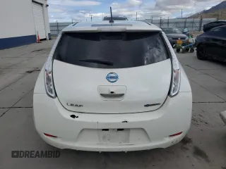 2016 Nissan LEAF S z VIN 1N4BZ0CP2GC312150, wystawiony jako Copart lot #56072065 z przebiegiem Nie podano mil oraz Szkoda całkowita • Salvage title. Historia ofert i sprzedaży dostępna na DreamBid. Obrazek 6.