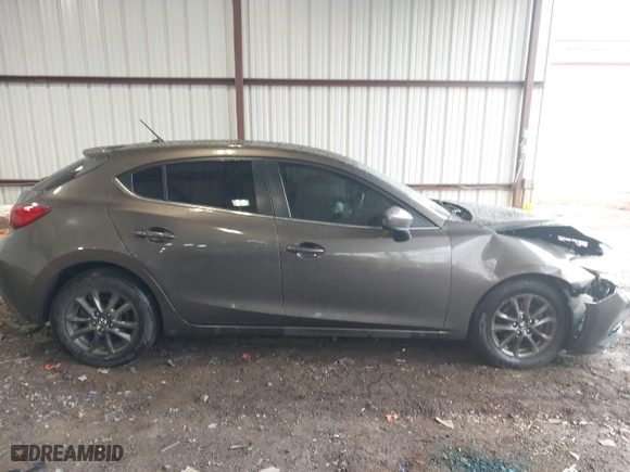 2014 Mazda Mazda3 i Touring with VIN 3MZBM1L75EM109082, listed as a IAAI auction lot 41625740 with 123,618 mi miles. Bid and sale history available at carsss.com. Image 13.