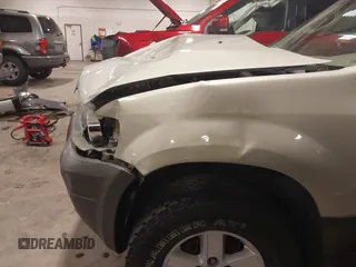 2005 Ford Escape XLS Value with VIN 1FMYU02Z35KA57707, listed as a IAAI auction lot 41759027 with 1 mi miles. Bid and sale history available at carsss.com. Image 6.