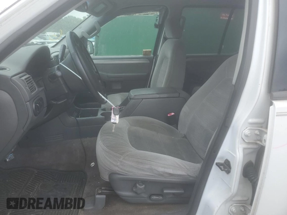 2004 Ford Explorer XLT z VIN 1FMZU63K04UA40603, wystawiony jako Copart lot #62929745 z przebiegiem 147 304 mil mil oraz Szkoda całkowita • Salvage title. Historia ofert i sprzedaży dostępna na DreamBid. Obrazek 7.