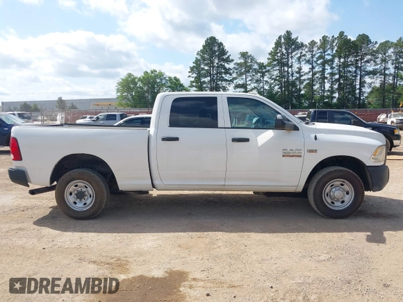 2018 Ram 2500 Tradesman with VIN 3C6UR4CJ4JG306531, listed as a IAAI auction lot 42071900 with 199,796 mi miles and . Bid and sale history available at DreamBid. Image 13.