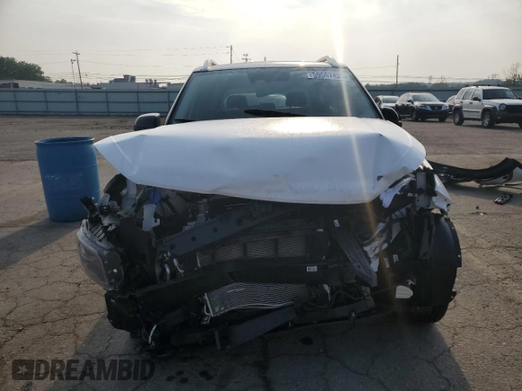 2024 Hyundai Venue Limited with VIN KMHRC8A30RU279778, listed as a Copart auction lot 59557425 with 5,838 mi miles and Salvage title. Bid and sale history available at DreamBid. Image 5.