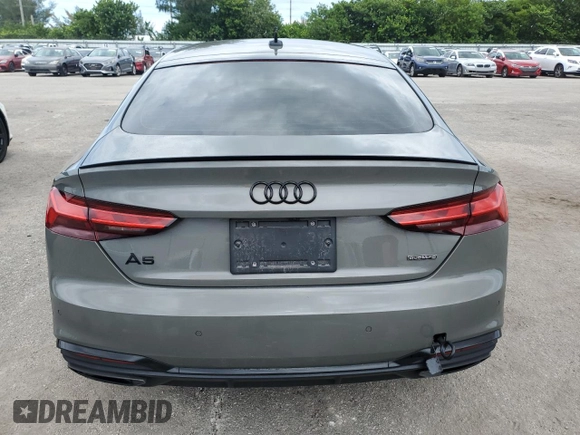 2023 Audi A5 Sportback S line Prestige z VIN WAUEACF57PA033957, wystawiony jako Copart lot #60224274 z przebiegiem 43 445 mil mil oraz Szkoda całkowita • Salvage title. Historia ofert i sprzedaży dostępna na DreamBid. Obrazek 6.