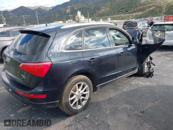 2012 Audi Q5 2.0T Premium Plus with VIN WA1LFAFP7CA121526, listed as a IAAI auction lot 41588598 with 99,831 mi miles. Bid and sale history available at carsss.com. Image 4.