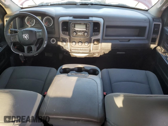 2015 Ram 1500 Tradesman z VIN 1C6RR7FT9FS616971, wystawiony jako Copart lot #45680095 z przebiegiem 161 234 mil mil oraz Szkoda całkowita • Salvage title. Historia ofert i sprzedaży dostępna na DreamBid. Obrazek 8.