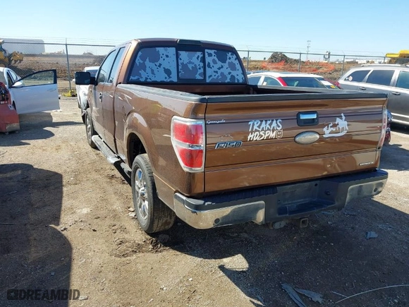 2012 Ford F-150 XL with VIN 1FTEX1CM3CFB21578, listed as a IAAI auction lot 41757411 with 154,185 mi miles. Bid and sale history available at carsss.com. Image 3.