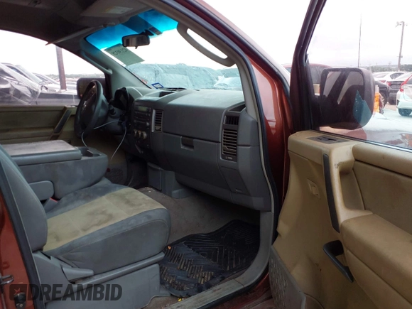 2004 Nissan Titan LE with VIN 1N6AA07A14N502098, listed as a IAAI auction lot 42130328 with 237,815 mi miles and . Bid and sale history available at DreamBid. Image 5.