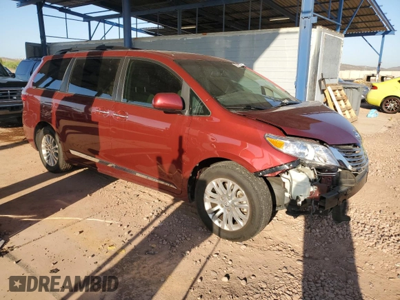 2017 Toyota Sienna XLE Auto Access Seat z VIN 5TDYZ3DCXHS829259, wystawiony jako Copart lot #60167795 z przebiegiem 52 444 mil mil oraz Szkoda całkowita • Salvage title. Historia ofert i sprzedaży dostępna na DreamBid. Obrazek 4.