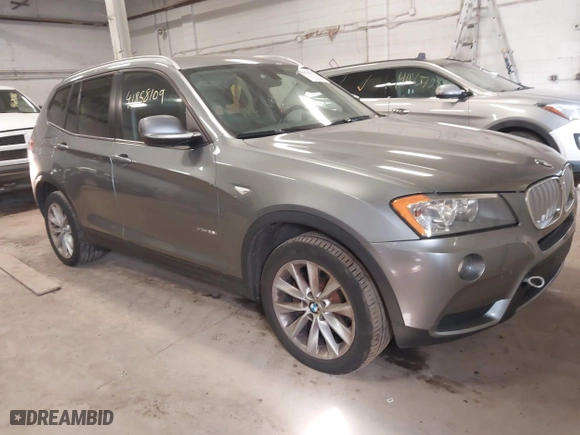 2013 BMW X3 xDrive28i with VIN 5UXWX9C51D0A25322, listed as a IAAI auction lot 41858109 with 204,145 mi miles. Bid and sale history available at carsss.com. Image 1.