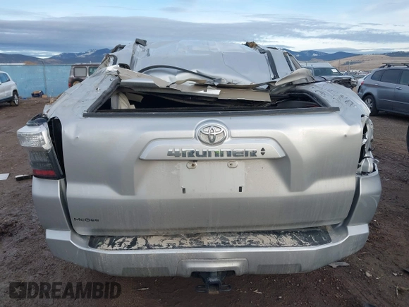 2022 Toyota 4Runner SR5 with VIN JTEMU5JR1N6008575, listed as a IAAI auction lot 41158760 with Not provided miles and . Bid and sale history available at DreamBid. Image 16.