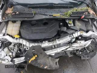 2016 Ford Escape SE z VIN 1FMCU9G93GUC68226, wystawiony jako Copart lot #56764355 z przebiegiem Nie podano mil oraz Szkoda całkowita • Salvage title. Historia ofert i sprzedaży dostępna na DreamBid. Obrazek 12.